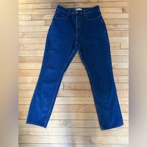 Abercrombie & Fitch Curve Love Ultra High Rise Slim Straight Jeans  - Sz 31/12